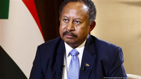 S­u­d­a­n­ ­B­a­ş­b­a­k­a­n­ı­ ­i­s­t­i­f­a­ ­e­t­t­i­